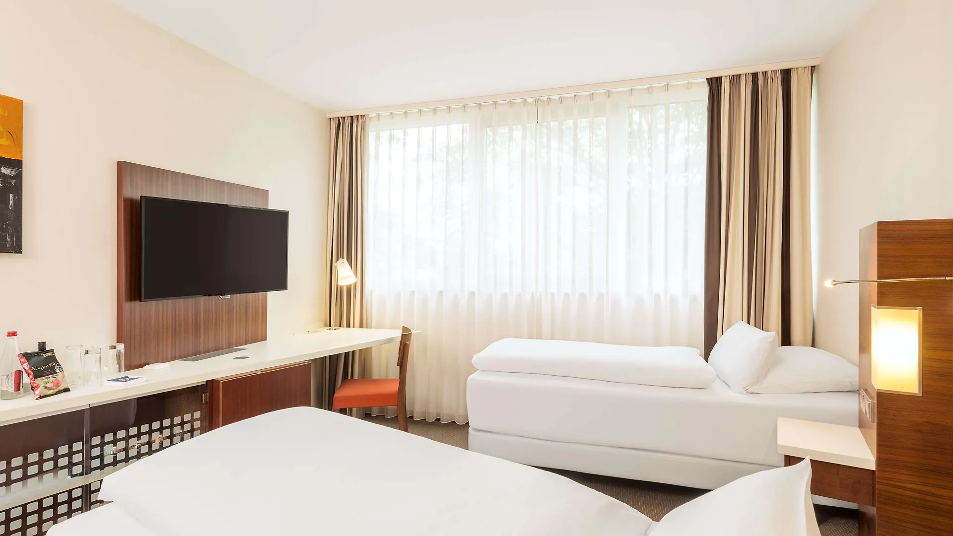 Nh Frankfurt Niederrad Hotel Frankfurt am Main 4*,